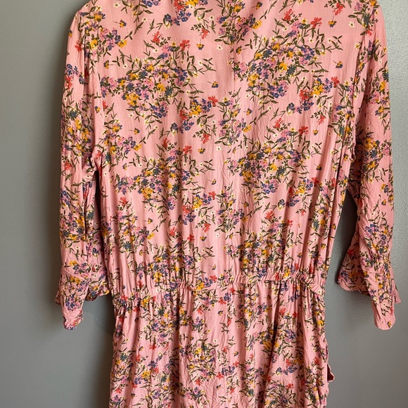 Jessica Simpson Floral short Romer!! XL! Worn once! Like new! - Picture 3 of 3